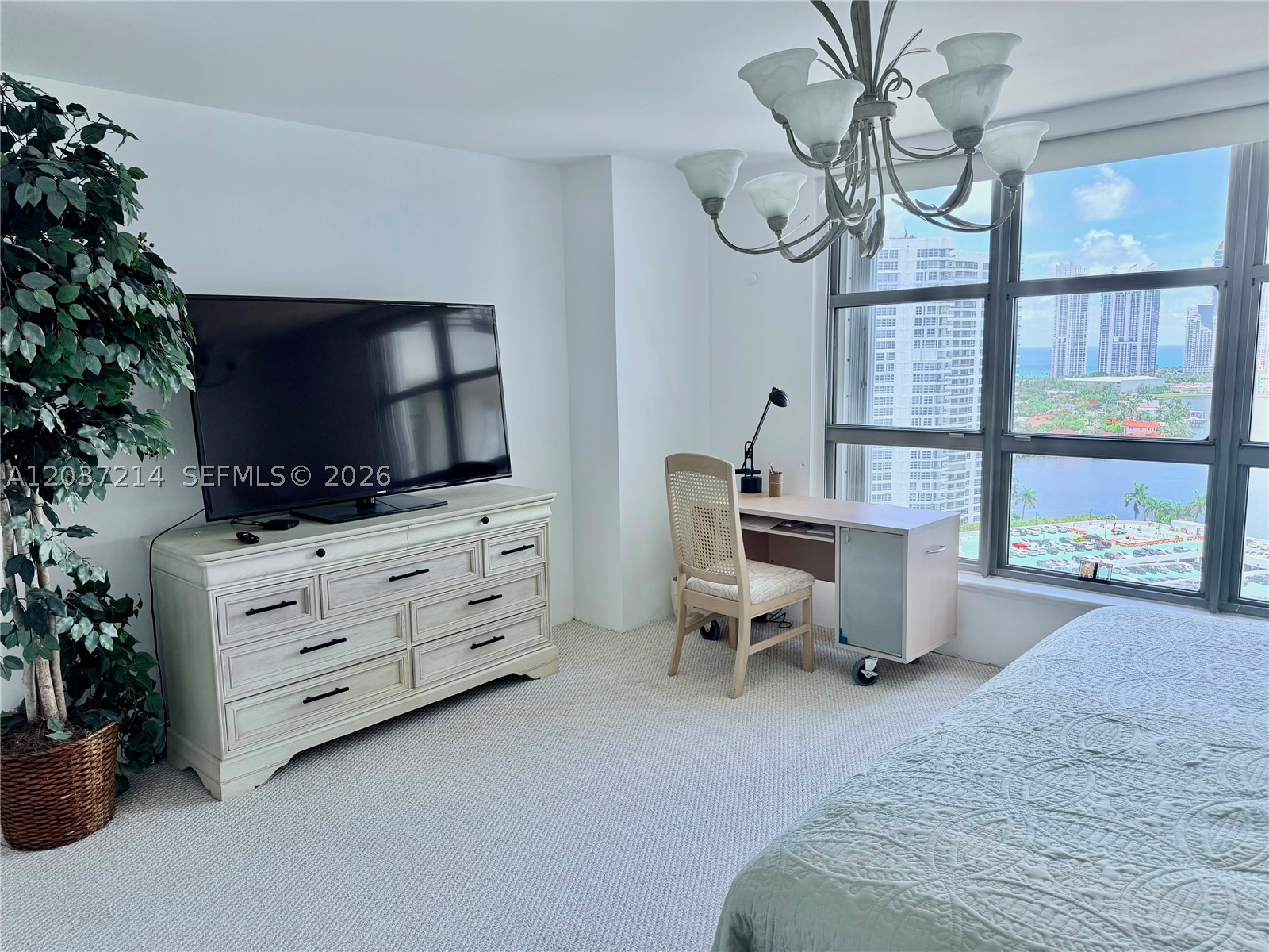 3500 Mystic Pointe Dr #2306, Aventura FL 33180