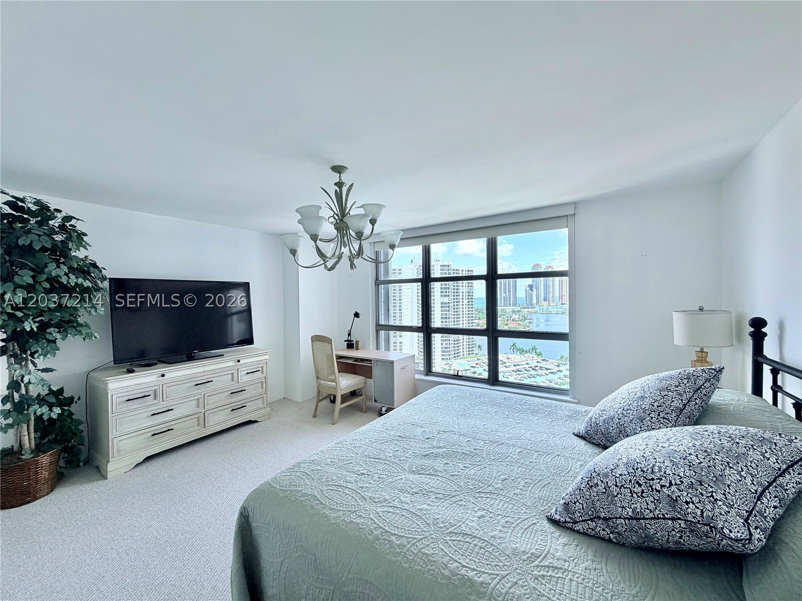 3500 Mystic Pointe Dr #2306, Aventura FL 33180