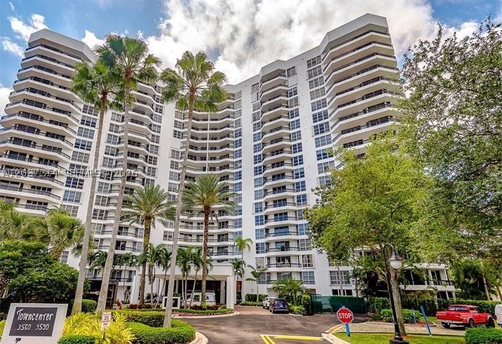 3500 Mystic Pointe Dr #2306, Aventura FL 33180