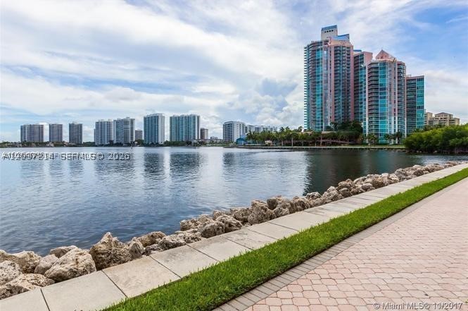 3500 Mystic Pointe Dr #2306, Aventura FL 33180