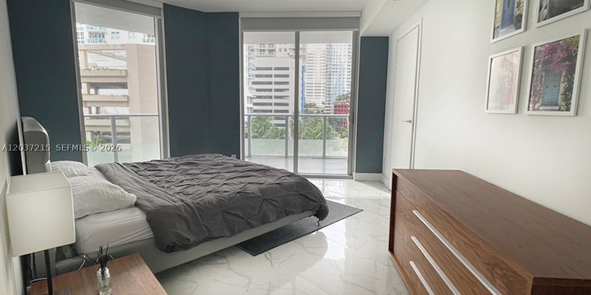 1300 Brickell Bay Dr #610, Miami FL 33131