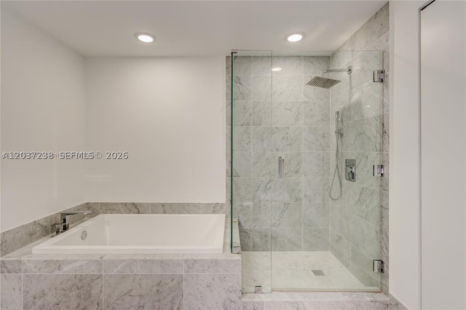 801 S Miami Ave #2906, Miami FL 33130