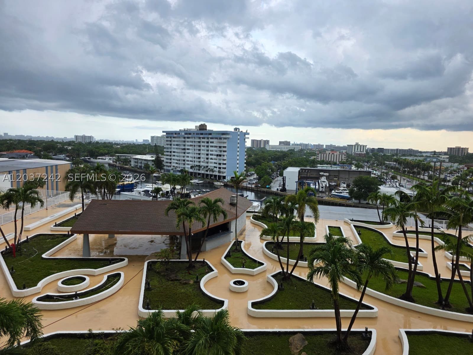 13499 Biscayne Blvd #706, North Miami FL 33181