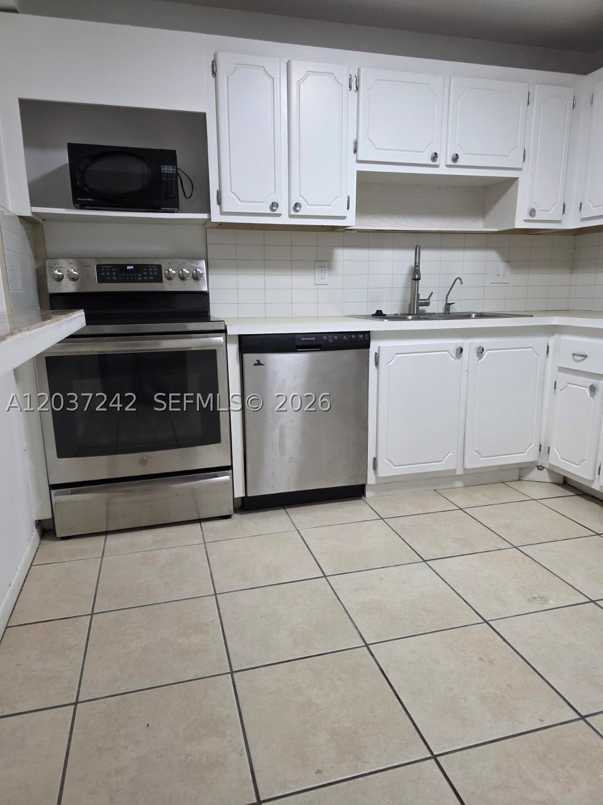 13499 Biscayne Blvd #706, North Miami FL 33181