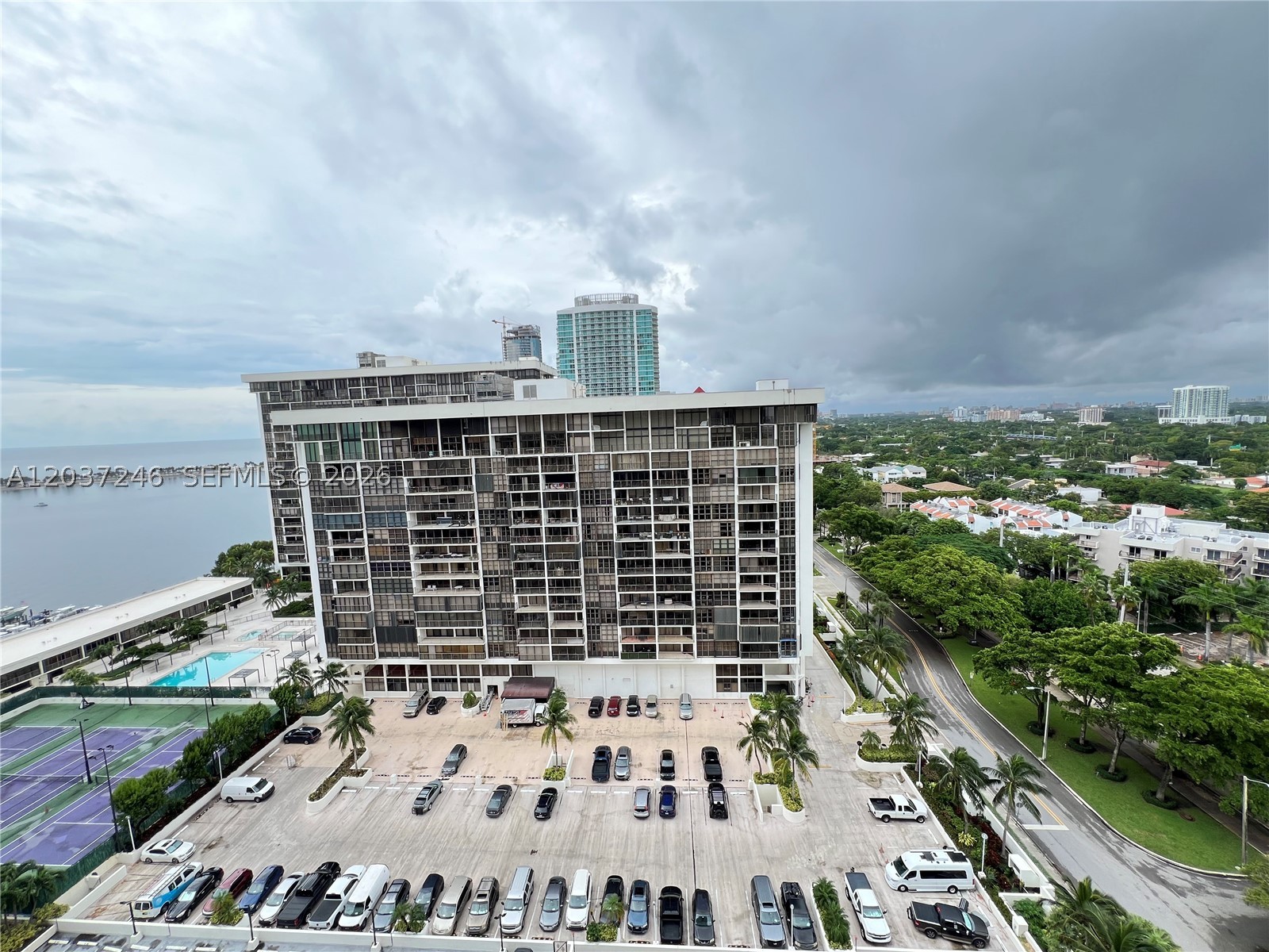 1901 Brickell Ave #B1807, Miami FL 33129