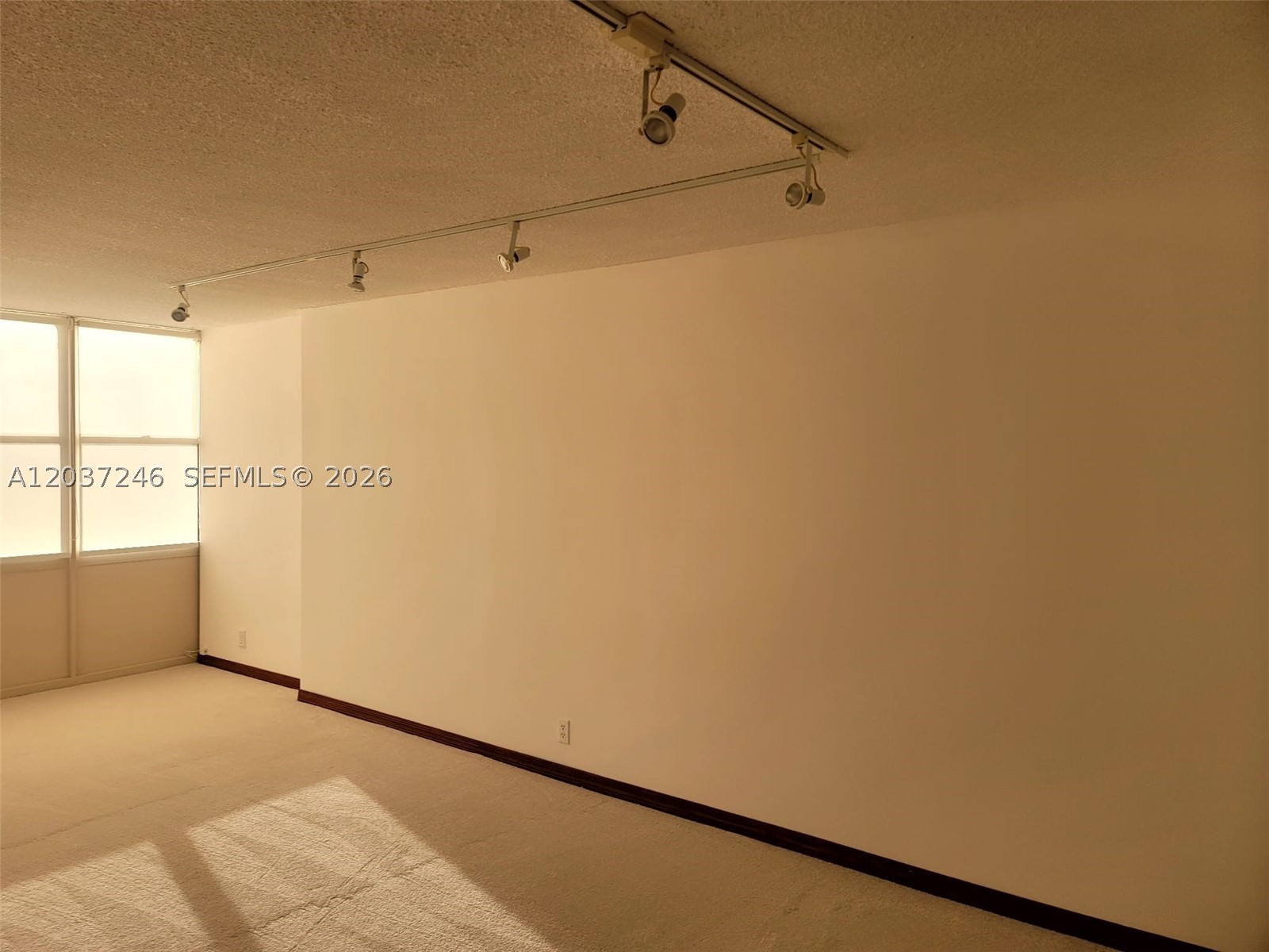 1901 Brickell Ave #B1807, Miami FL 33129