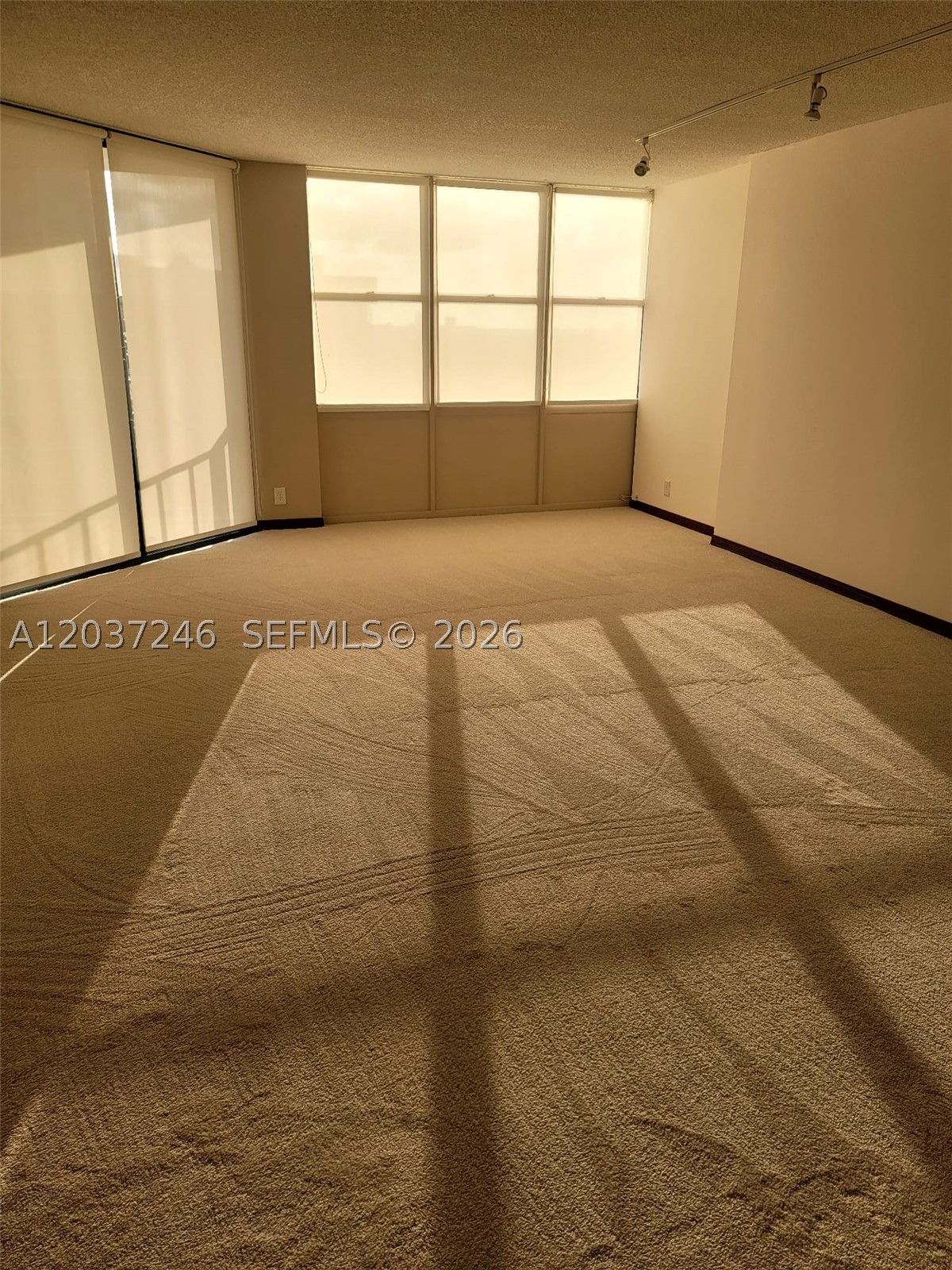 1901 Brickell Ave #B1807, Miami FL 33129