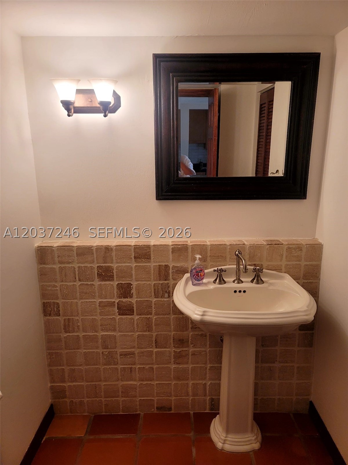 1901 Brickell Ave #B1807, Miami FL 33129