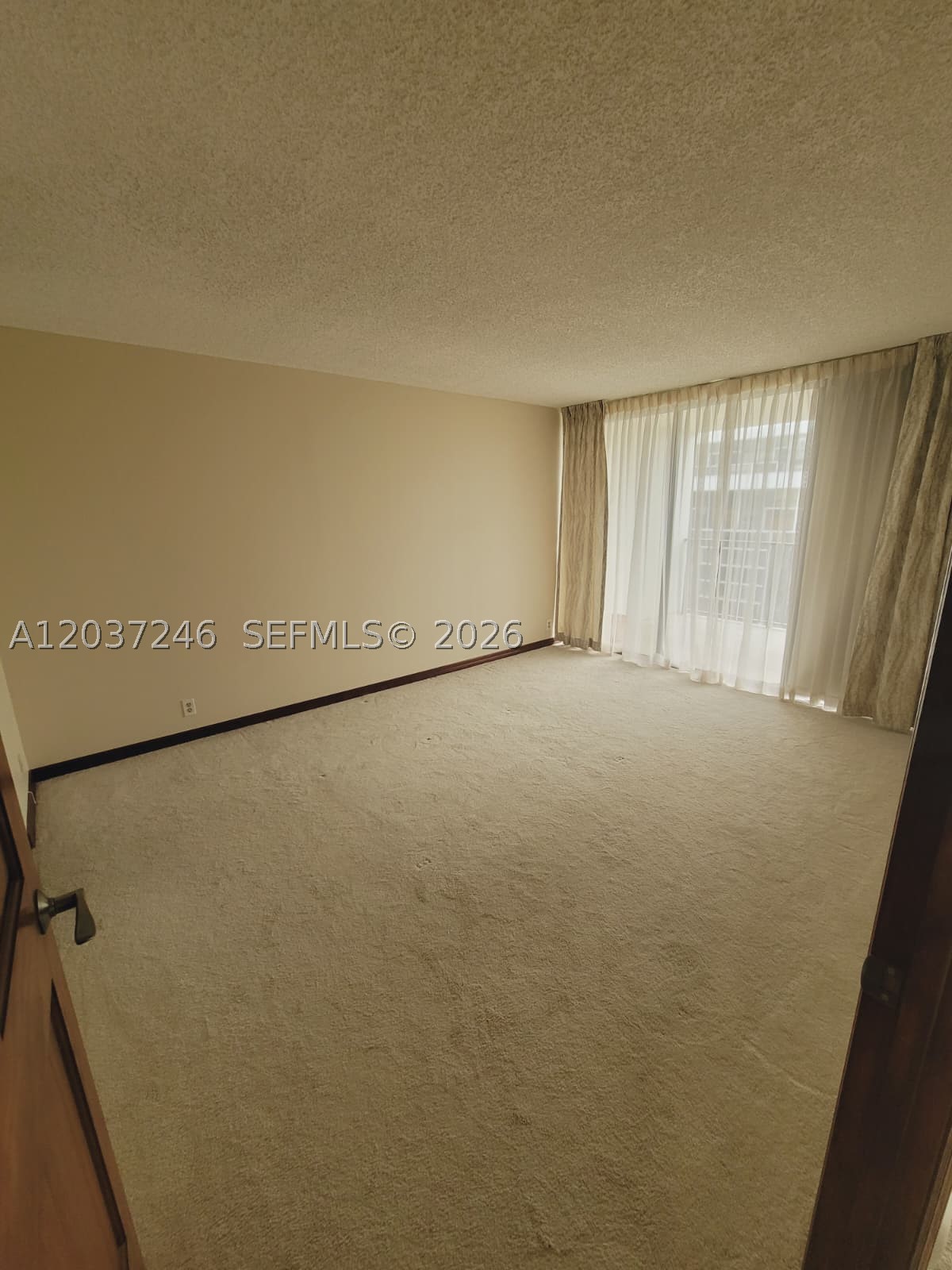1901 Brickell Ave #B1807, Miami FL 33129