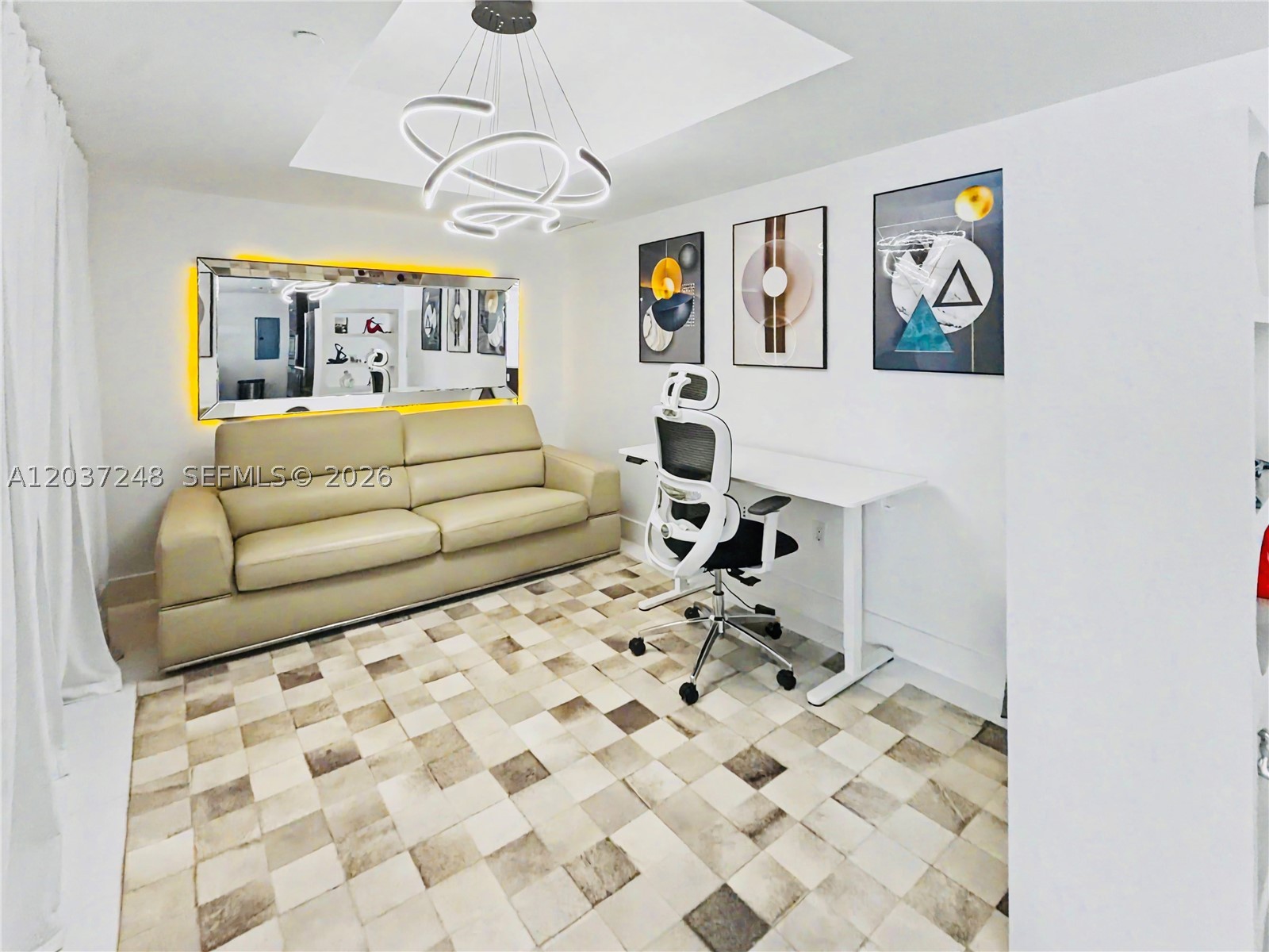 465 Brickell Ave #1605, Miami FL 33131