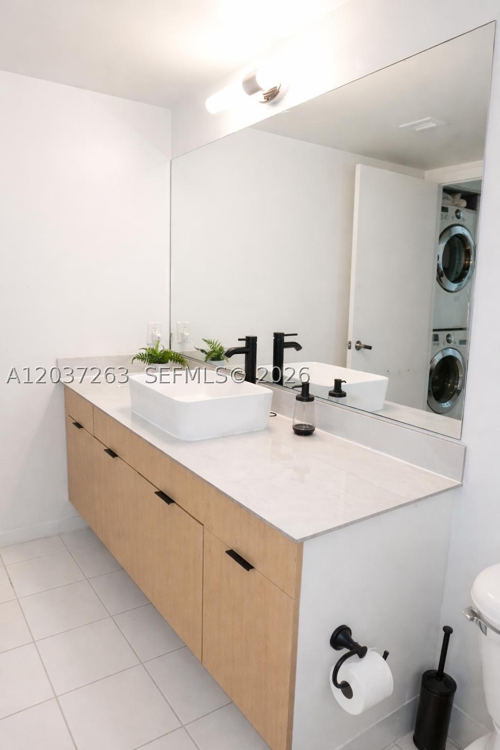 1861 NW S River Dr #1501, Miami FL 33125