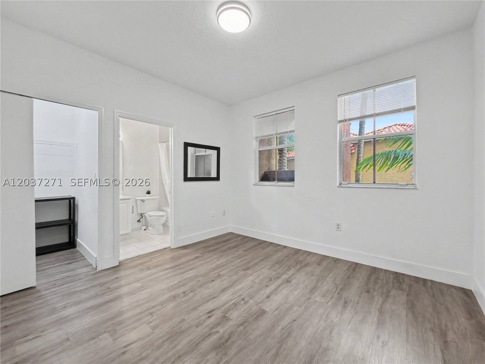 10573 SW 6th St #1206, Pembroke Pines FL 33025