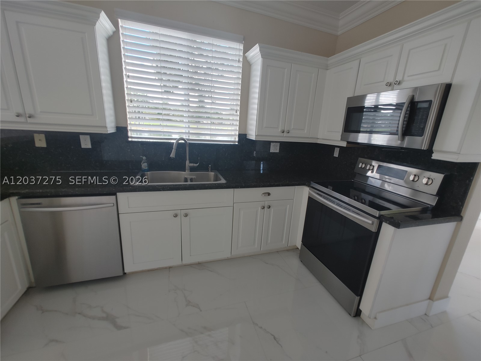 21872 SW 95th Pl #21872, Cutler Bay FL 33190
