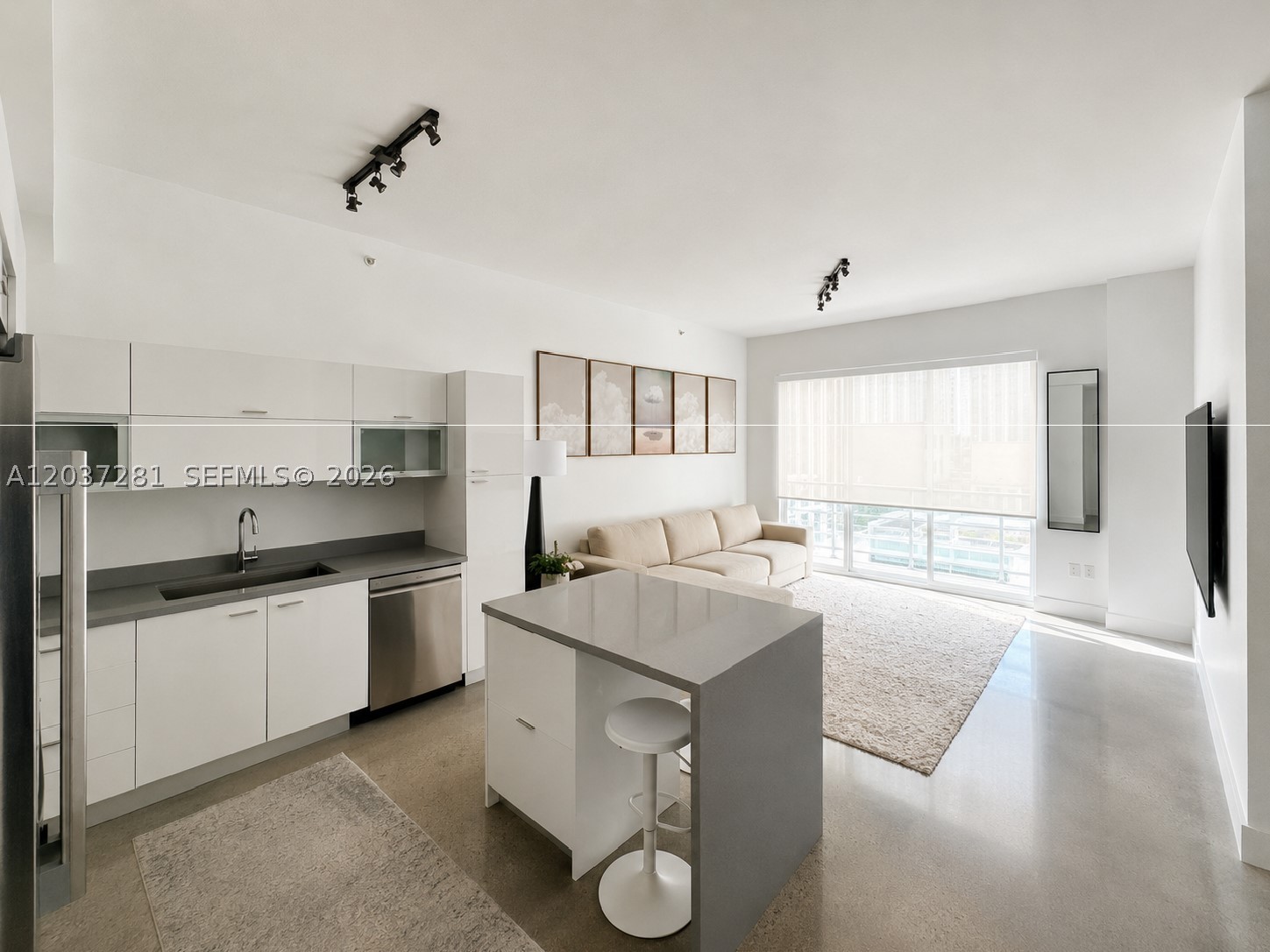 133 NE 2nd Ave #1508, Miami FL 33132