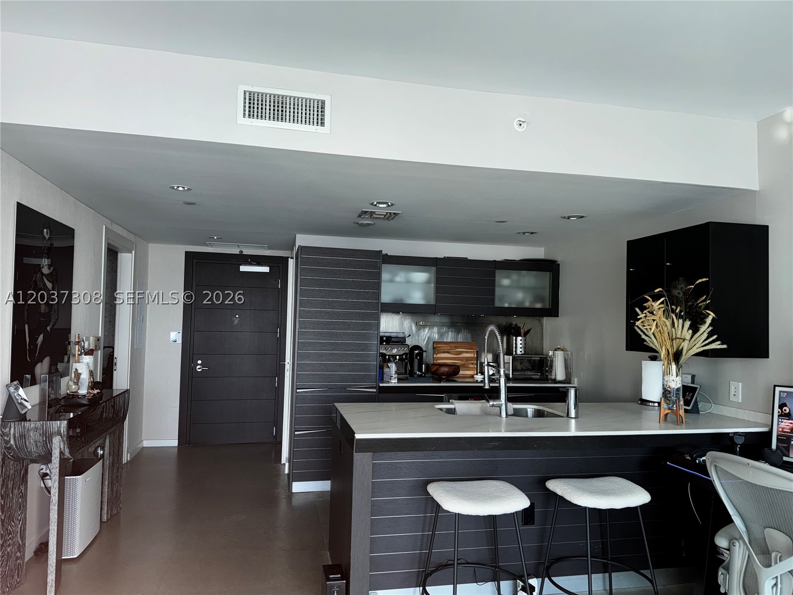 200 Biscayne Boulevar Way #3110, Miami FL 33131