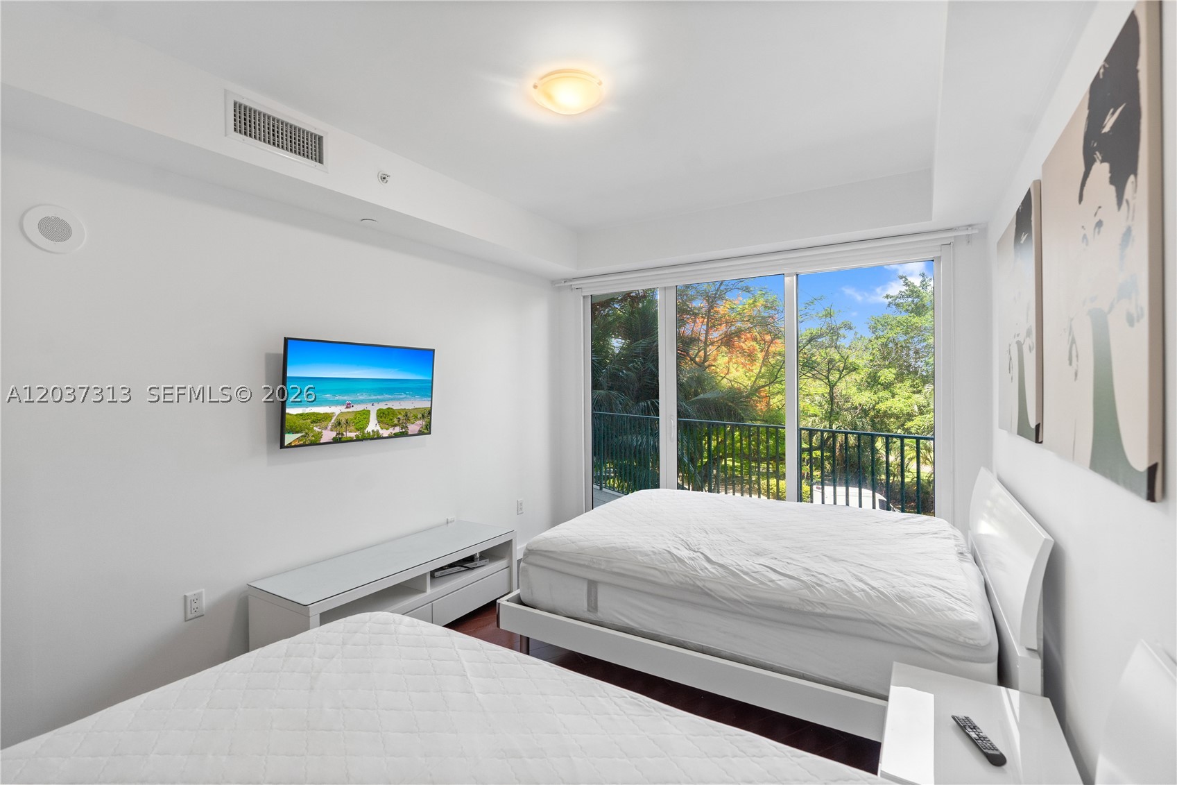 20000 E Country Club Dr #306, Aventura FL 33180