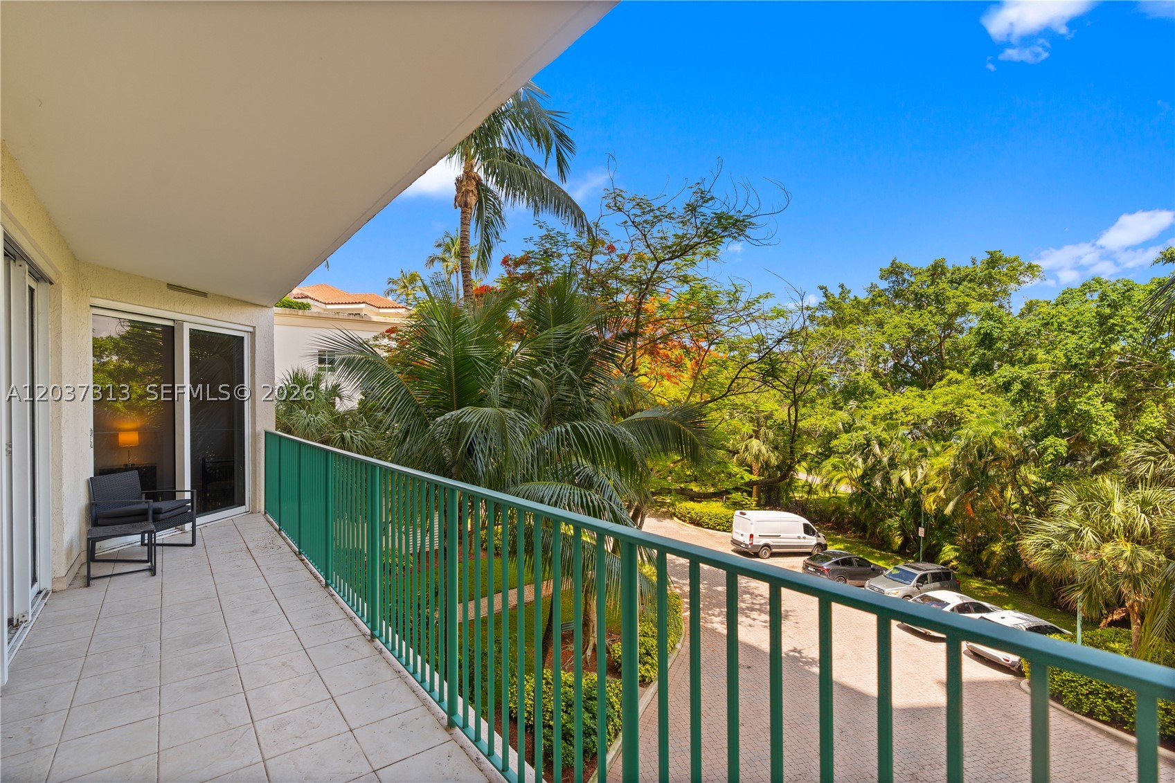 20000 E Country Club Dr #306, Aventura FL 33180