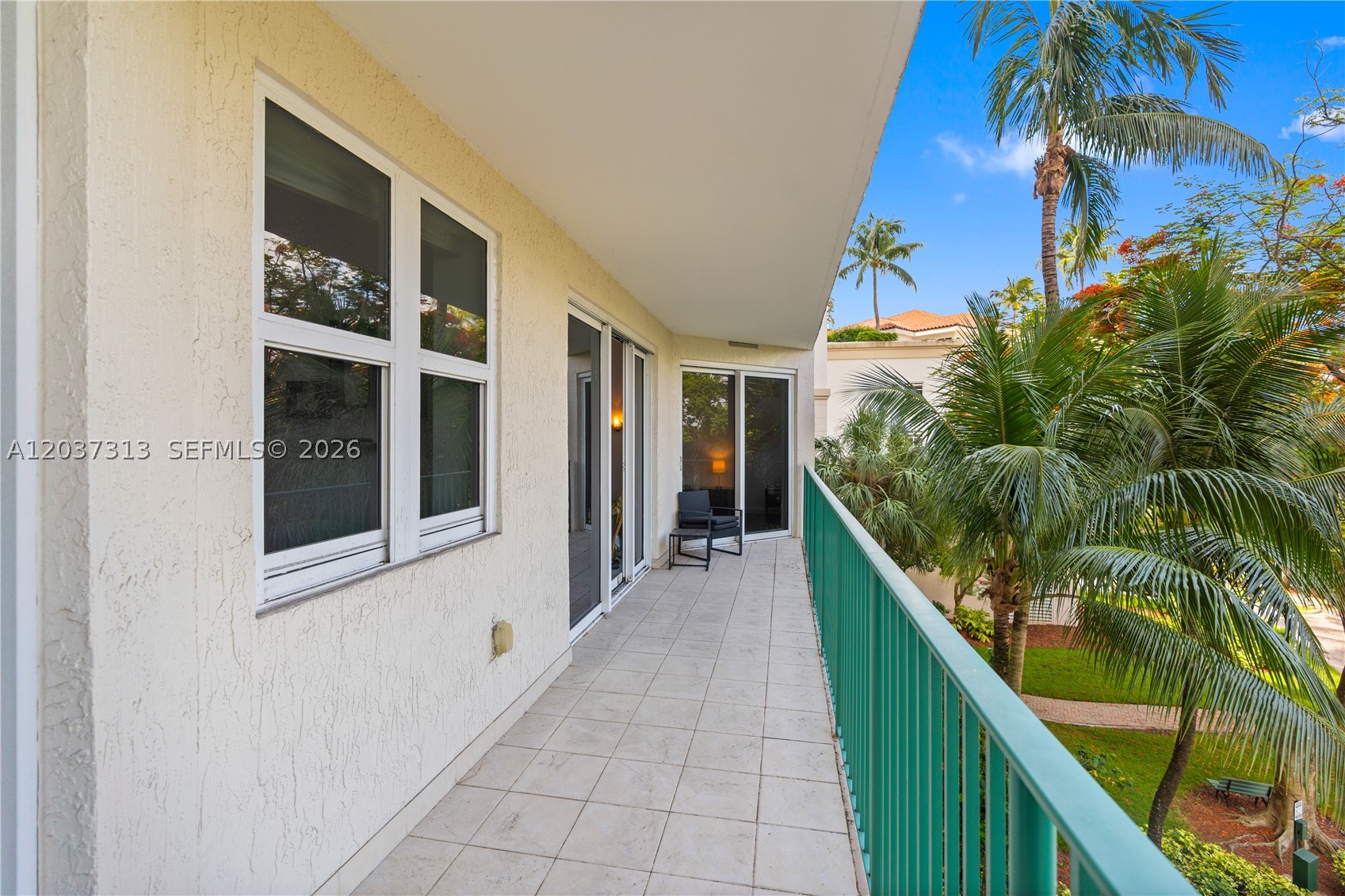 20000 E Country Club Dr #306, Aventura FL 33180
