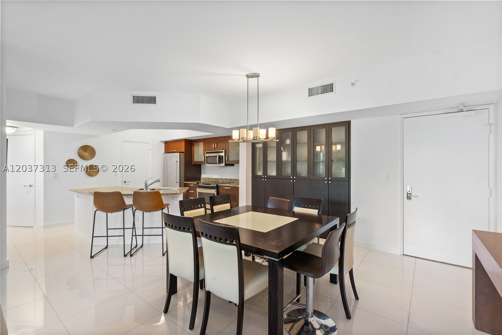 20000 E Country Club Dr #306, Aventura FL 33180