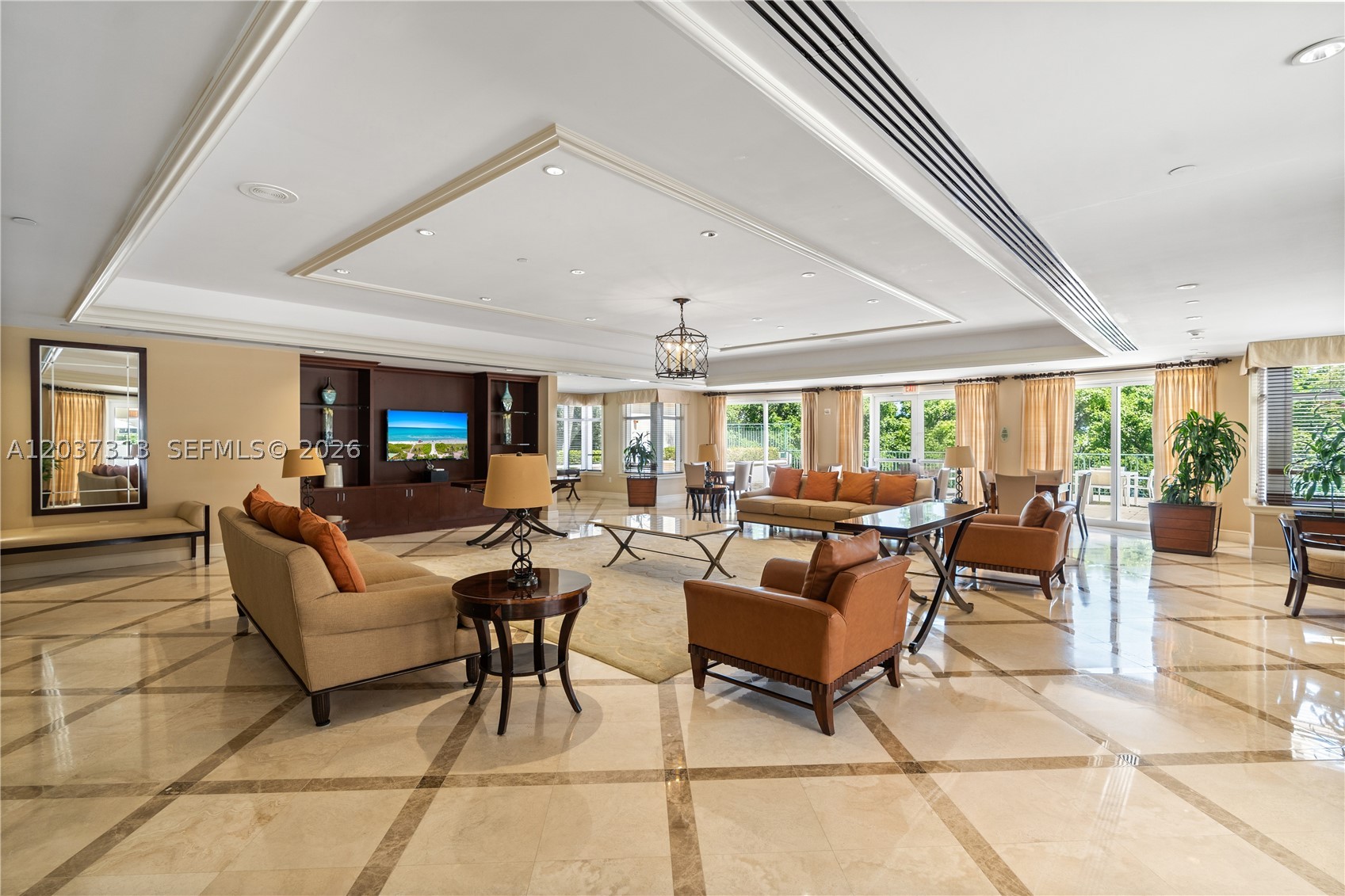 20000 E Country Club Dr #306, Aventura FL 33180