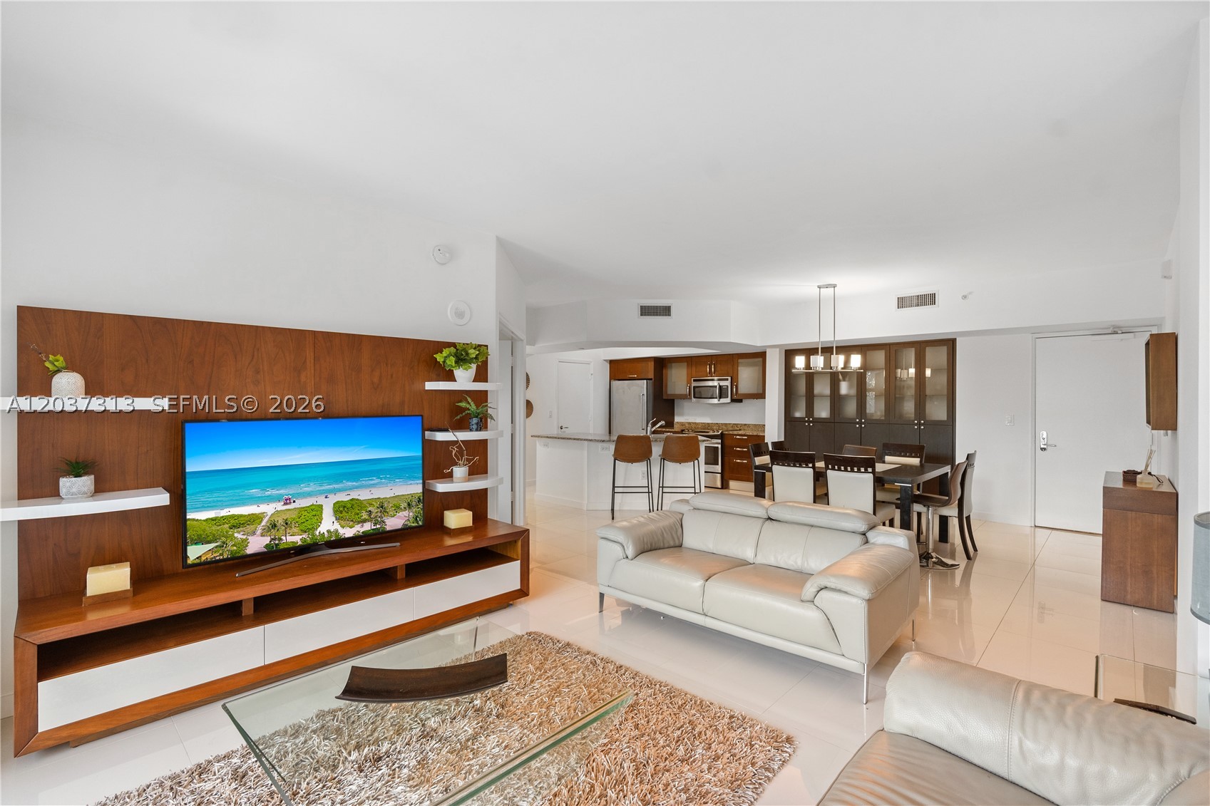 20000 E Country Club Dr #306, Aventura FL 33180