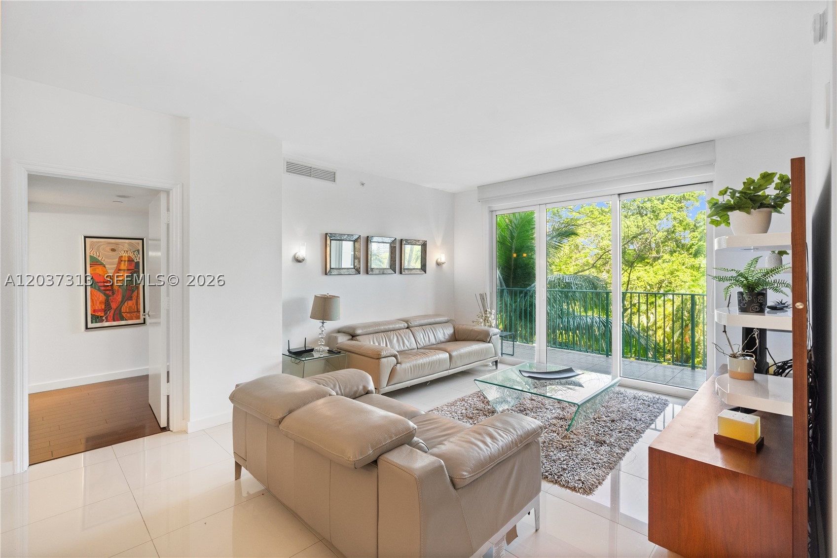 20000 E Country Club Dr #306, Aventura FL 33180
