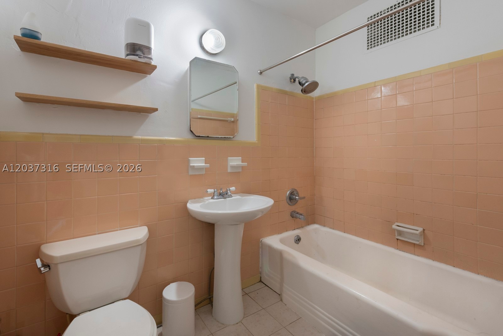 6941 Bay Dr #B3, Miami Beach FL 33141