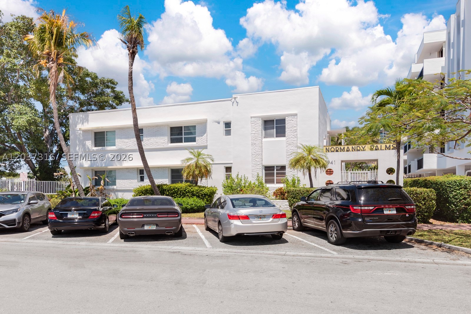 6941 Bay Dr #B3, Miami Beach FL 33141