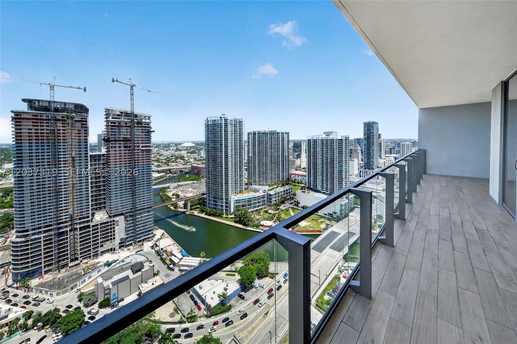 68 SE 6th St #3506, Miami FL 33131