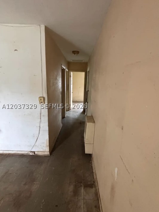 11410 SW 44th St, Miami FL 33165