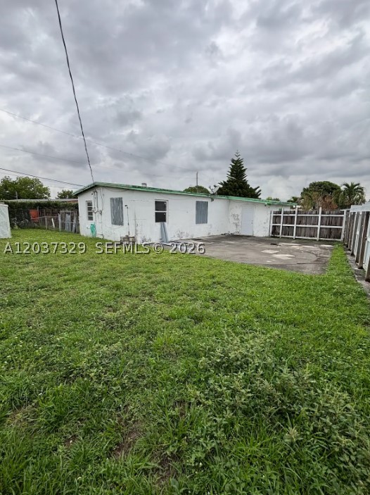 11410 SW 44th St, Miami FL 33165