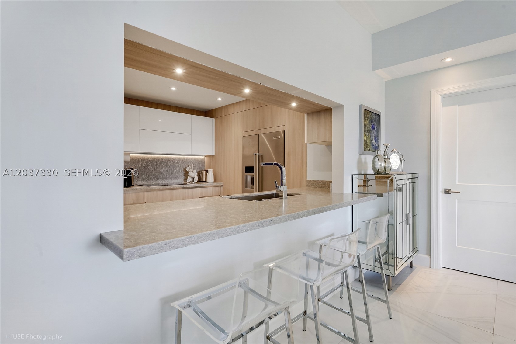 201 Crandon Blvd #833, Key Biscayne FL 33149