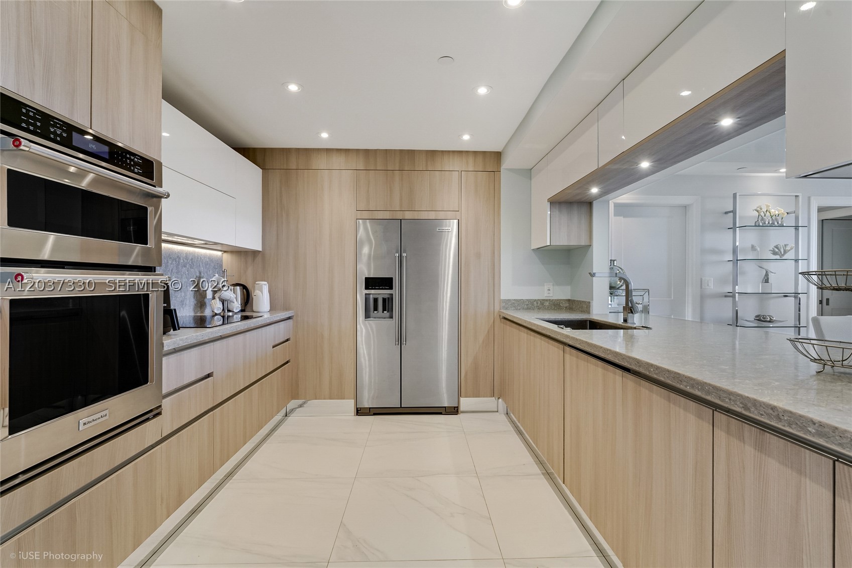 201 Crandon Blvd #833, Key Biscayne FL 33149