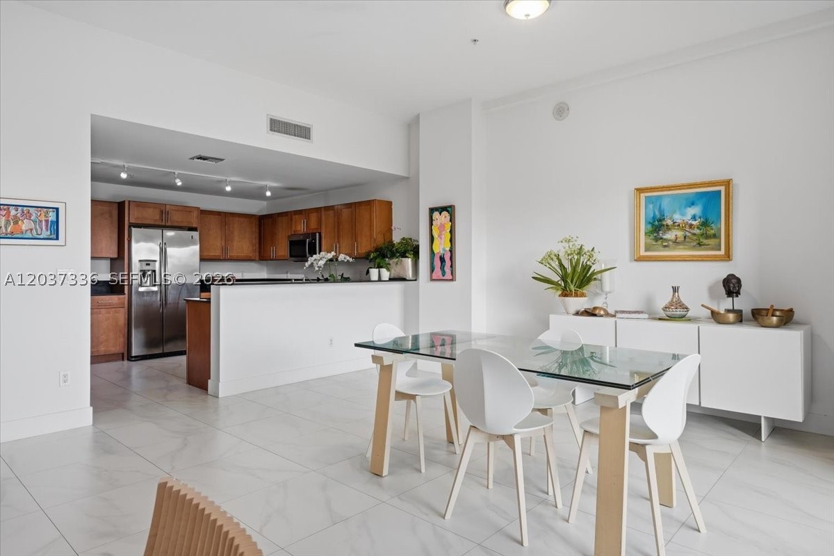 8390 SW 72 #106, Miami FL 33143