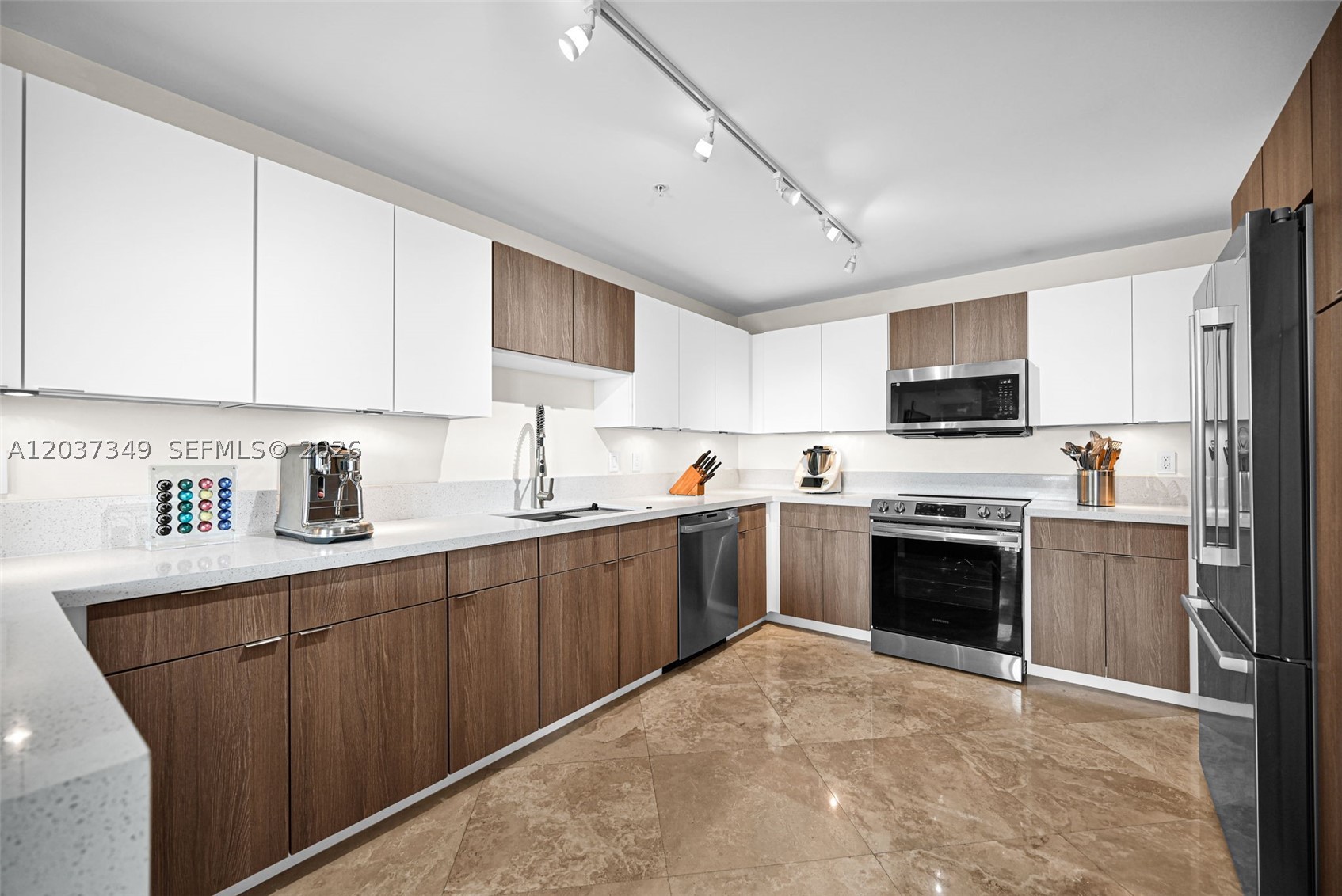 8390 SW 72nd Ave #905, Miami FL 33143