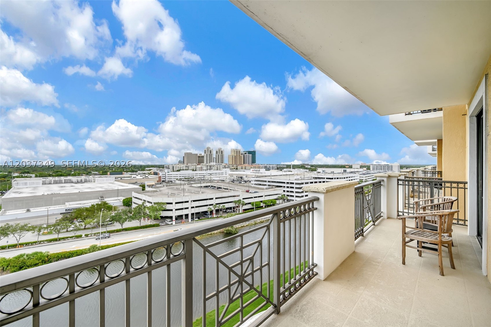 8390 SW 72nd Ave #905, Miami FL 33143