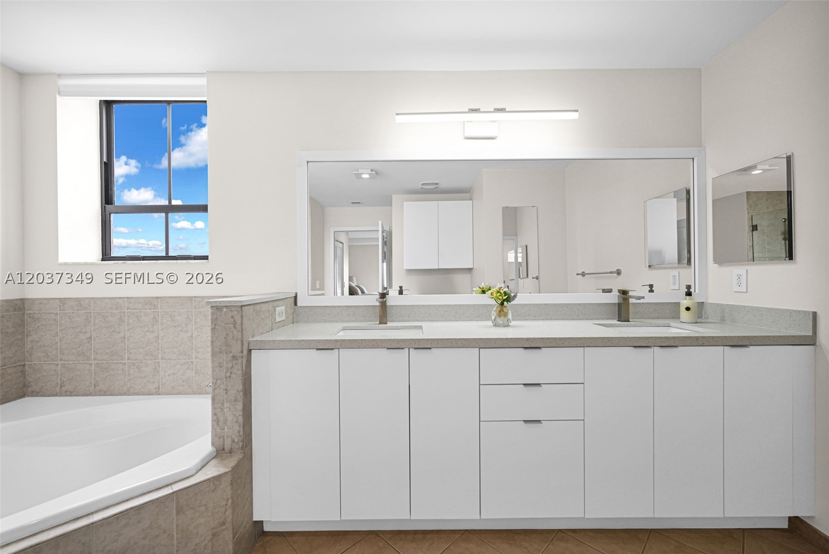 8390 SW 72nd Ave #905, Miami FL 33143