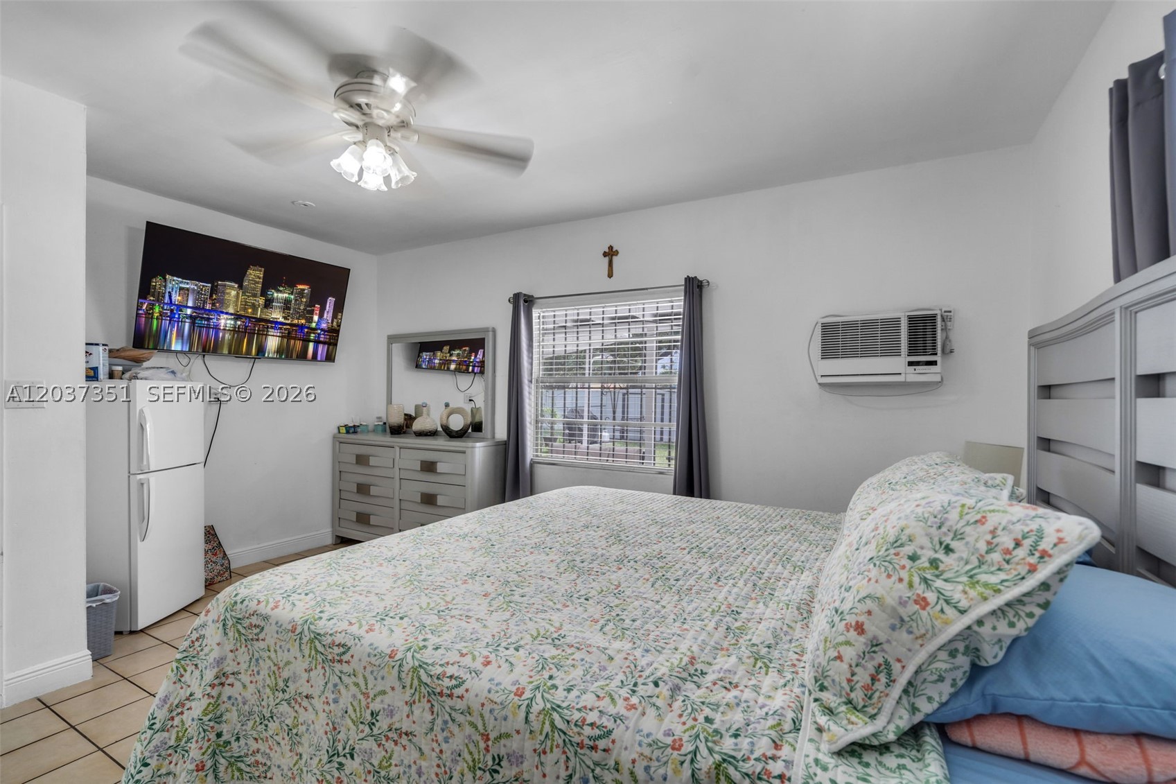 2355 SW 1st St, Miami FL 33135