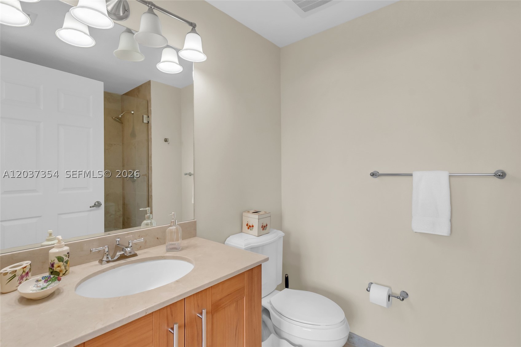 1300 Ponce De Leon Blvd #503, Coral Gables FL 33134