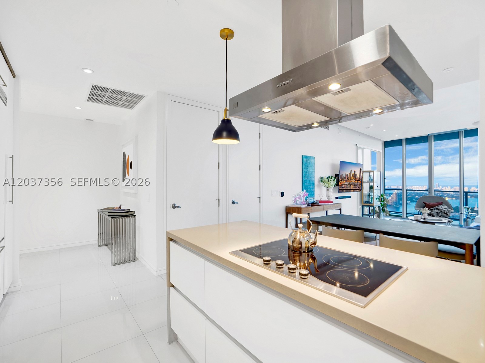 1100 Biscayne Blvd #4001, Miami FL 33132
