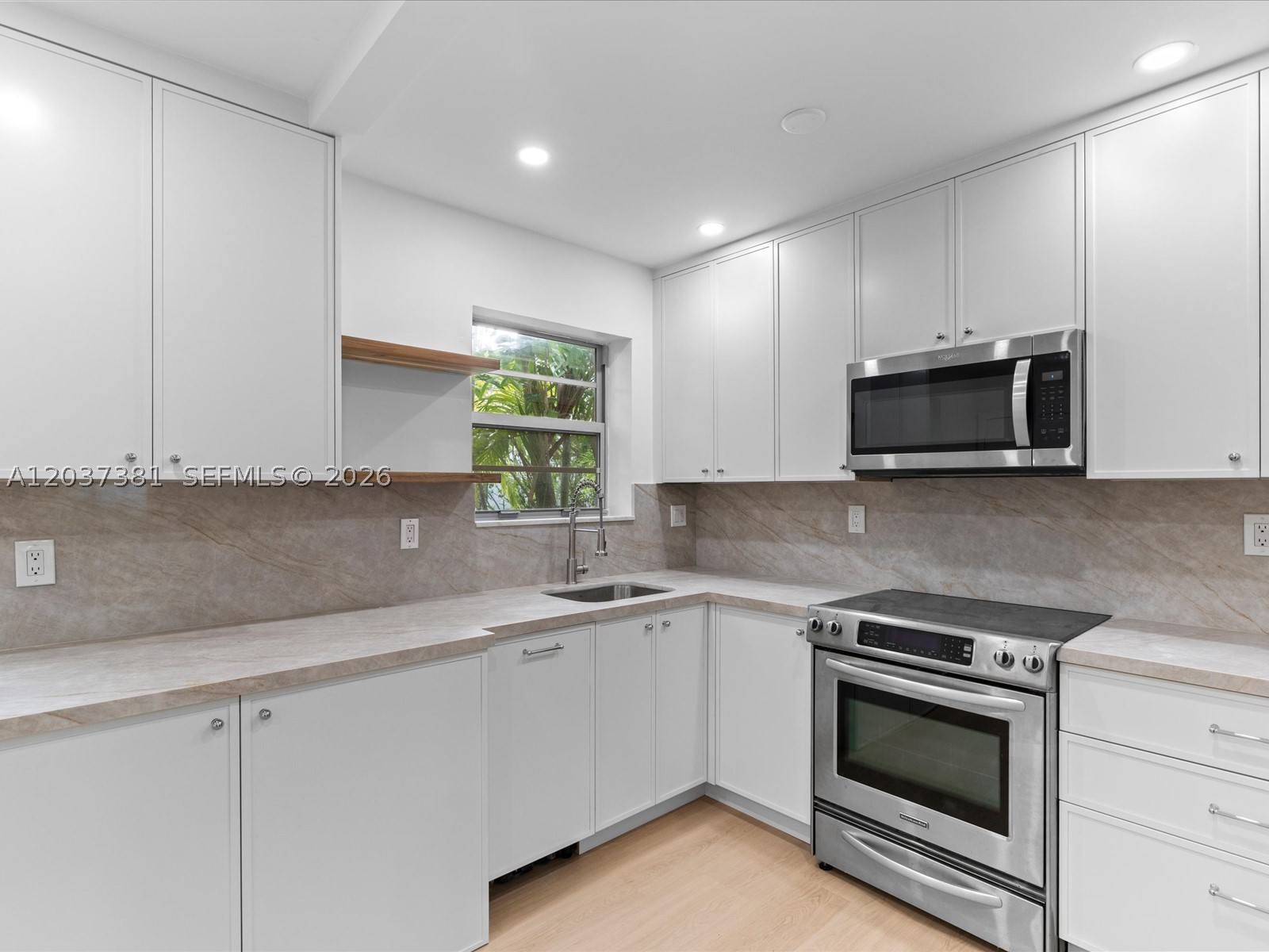 5625 SW 80th St #113B, Miami FL 33143