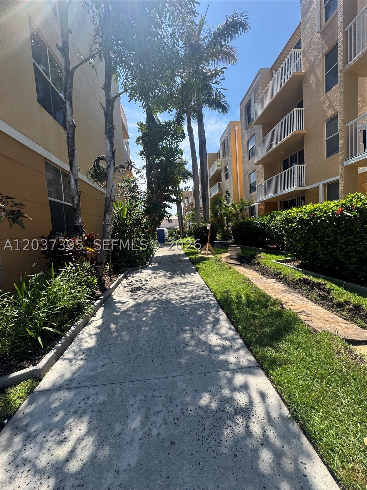 1341 SE 3rd Ave #112, Dania Beach FL 33004