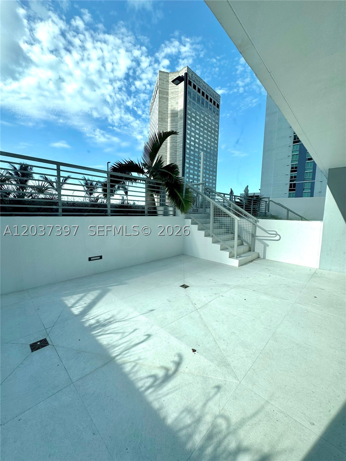 325 S Biscayne Blvd #1116, Miami FL 33131