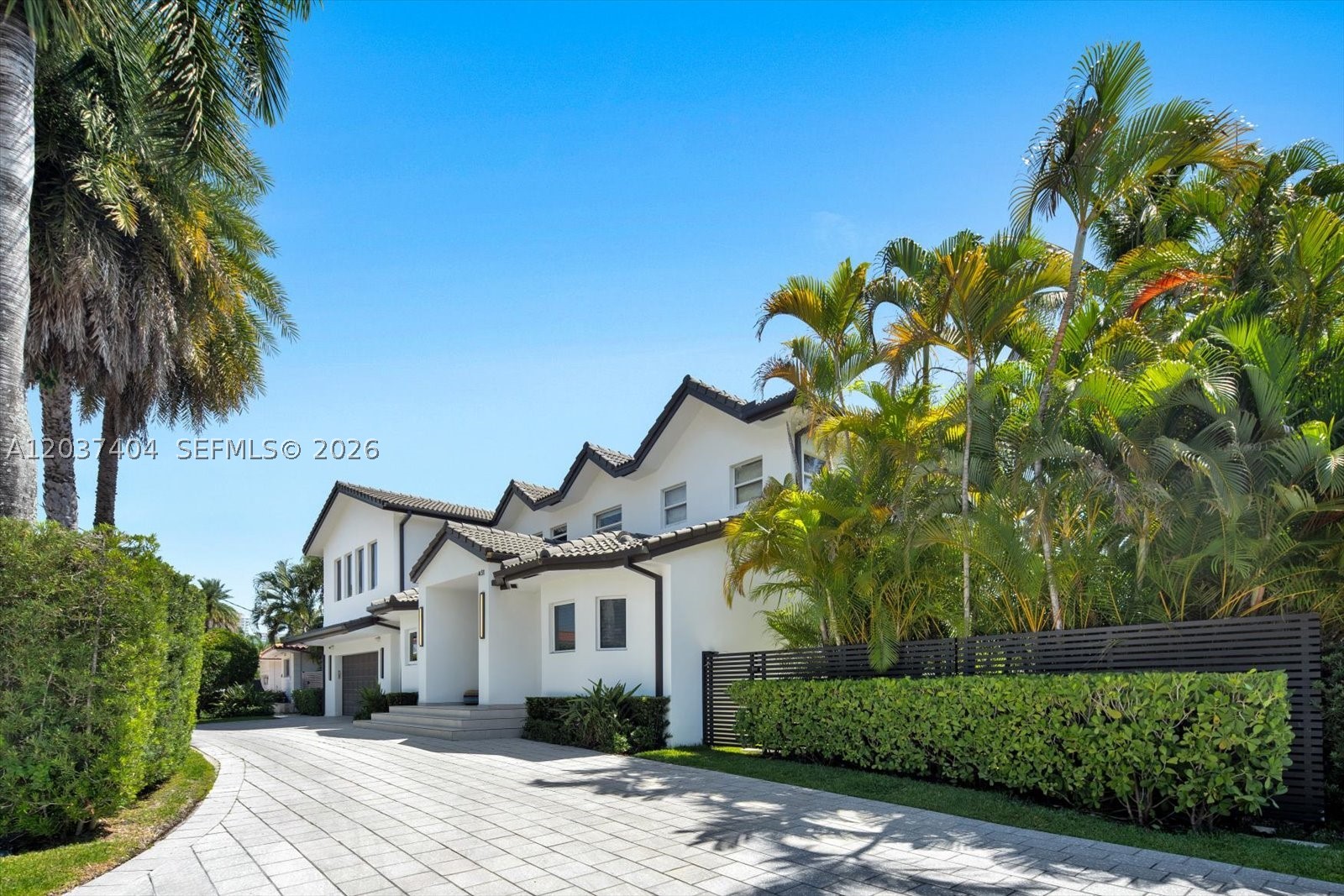 431 Layne Blvd, Hallandale Beach FL 33009