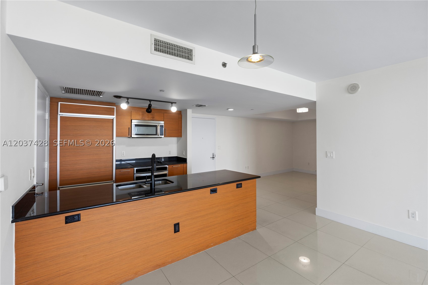 50 Biscayne Blvd #2604, Miami FL 33132