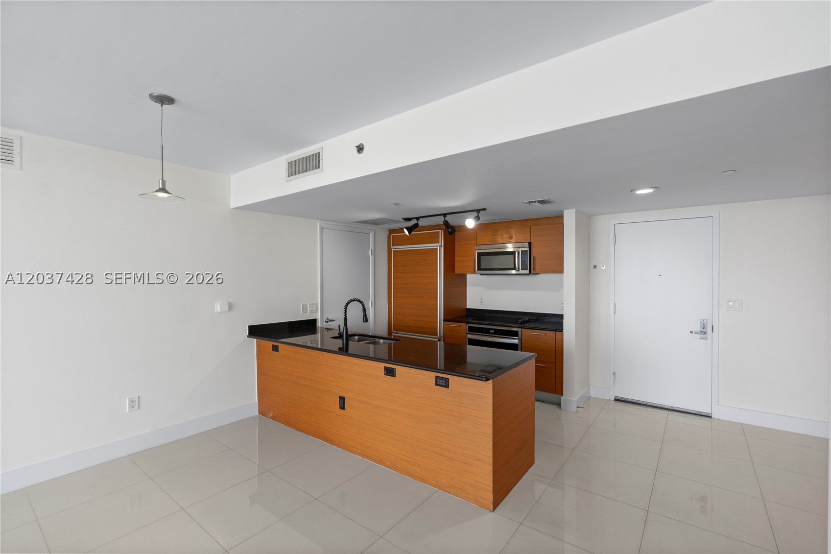 50 Biscayne Blvd #2604, Miami FL 33132