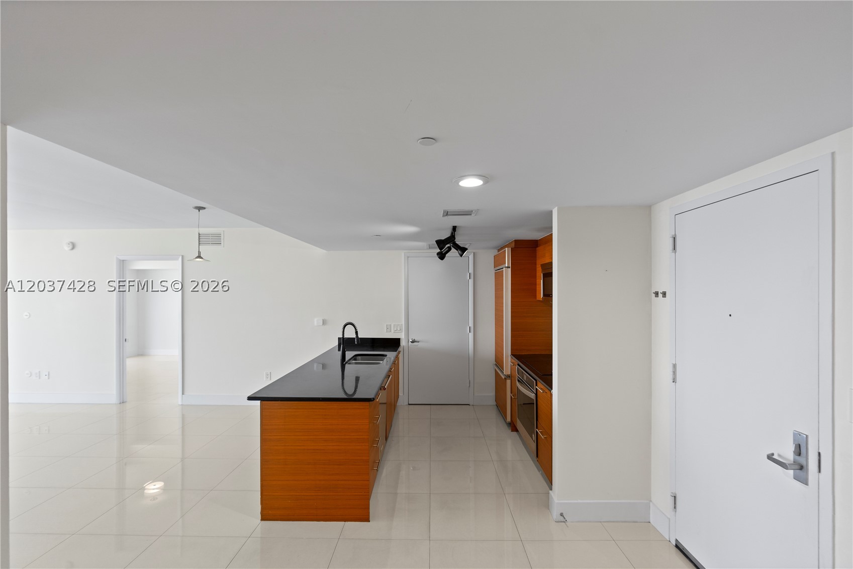 50 Biscayne Blvd #2604, Miami FL 33132