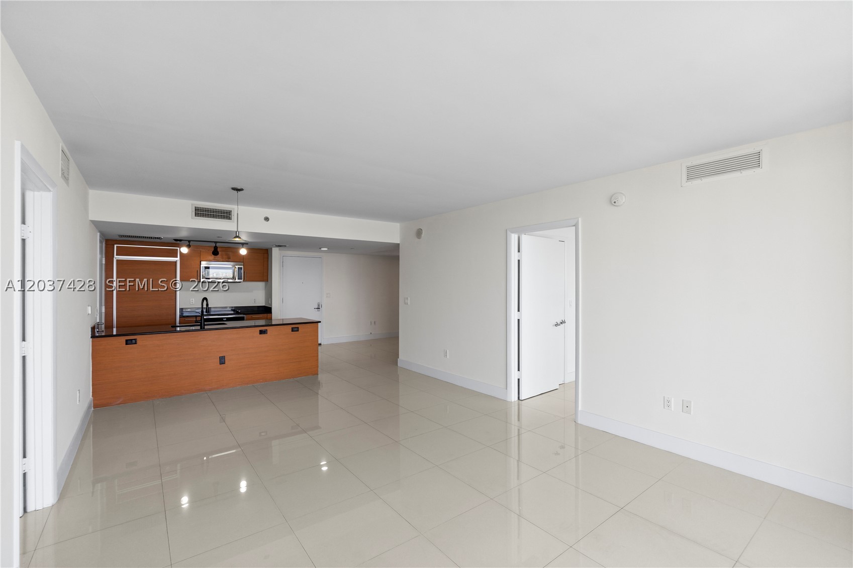 50 Biscayne Blvd #2604, Miami FL 33132