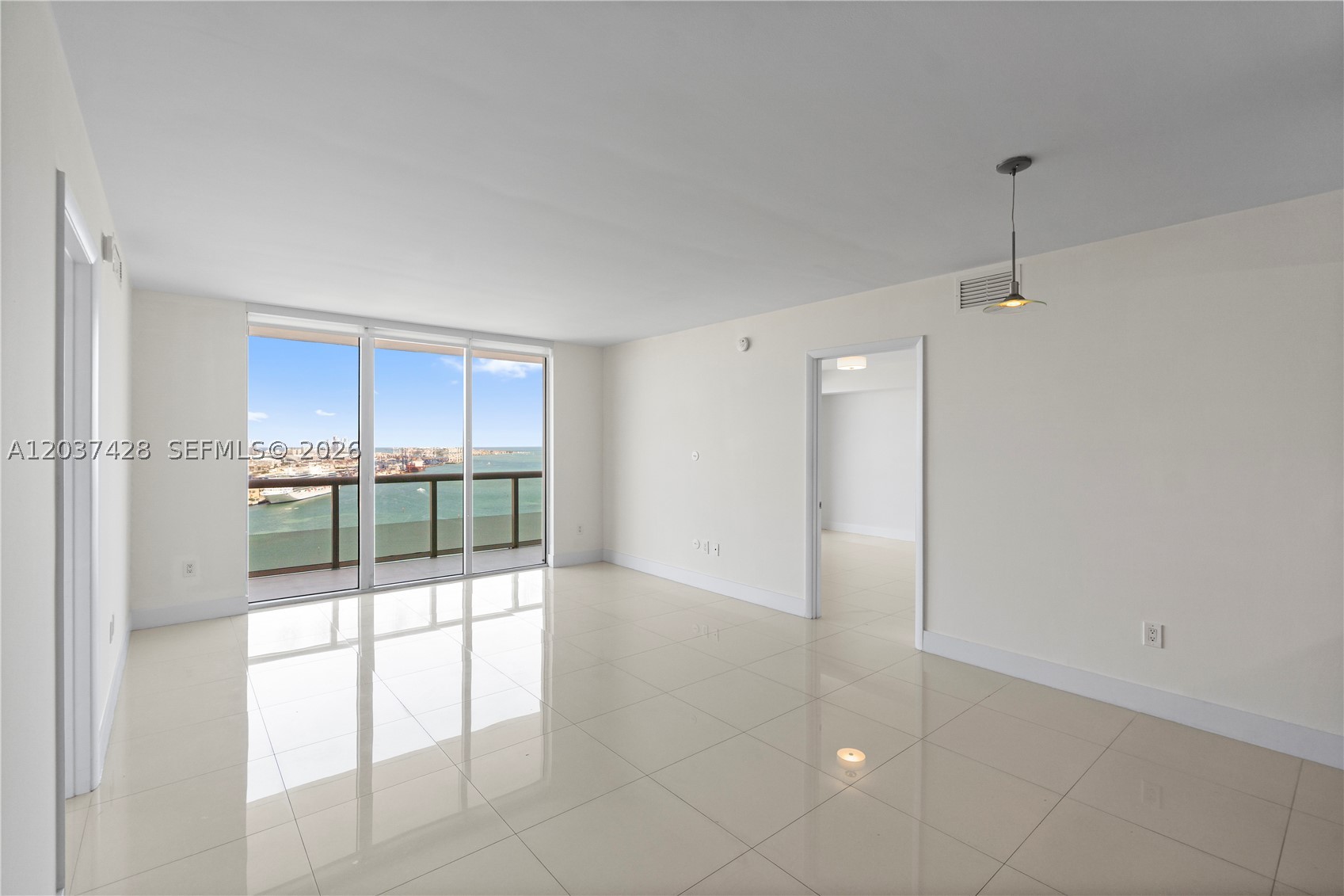 50 Biscayne Blvd #2604, Miami FL 33132