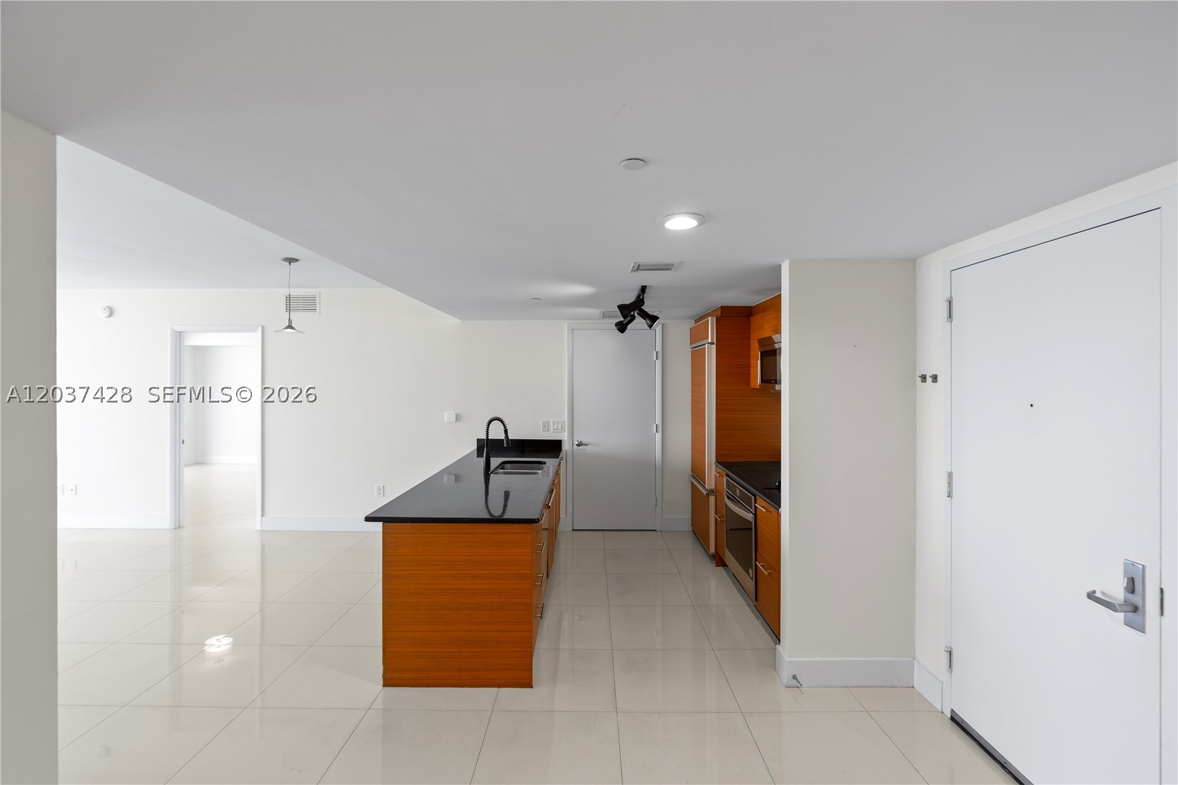 50 Biscayne Blvd #2604, Miami FL 33132